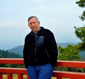 墨彩寻路：顾颖的画与道