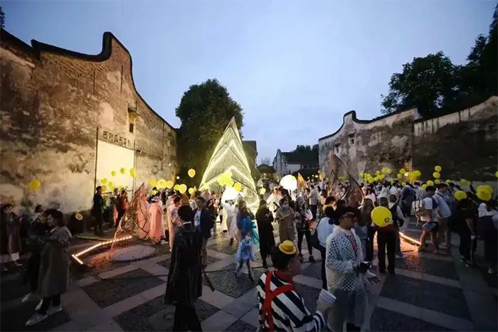 访谈：艺术节庆热潮中小城镇如何激发活力(图1)