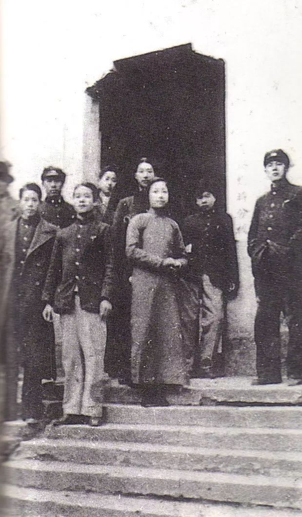 硝烟中光辉熠熠:捷闻终有日,回眸抗战岁月中的国立艺专(图9)