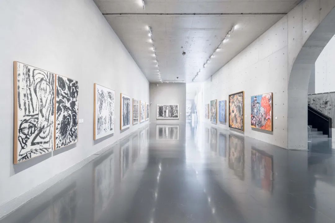 用一件壁画激励一代人：袁运生最大回顾展落地上海(图25)