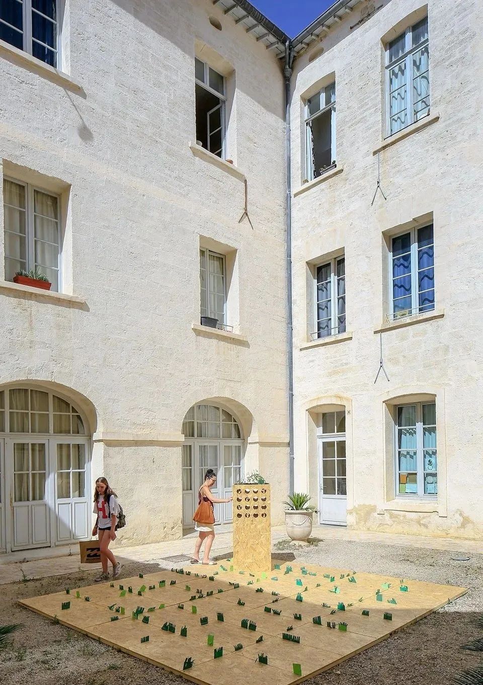 2022年法国FAV建筑节 | 装置作品(图30)