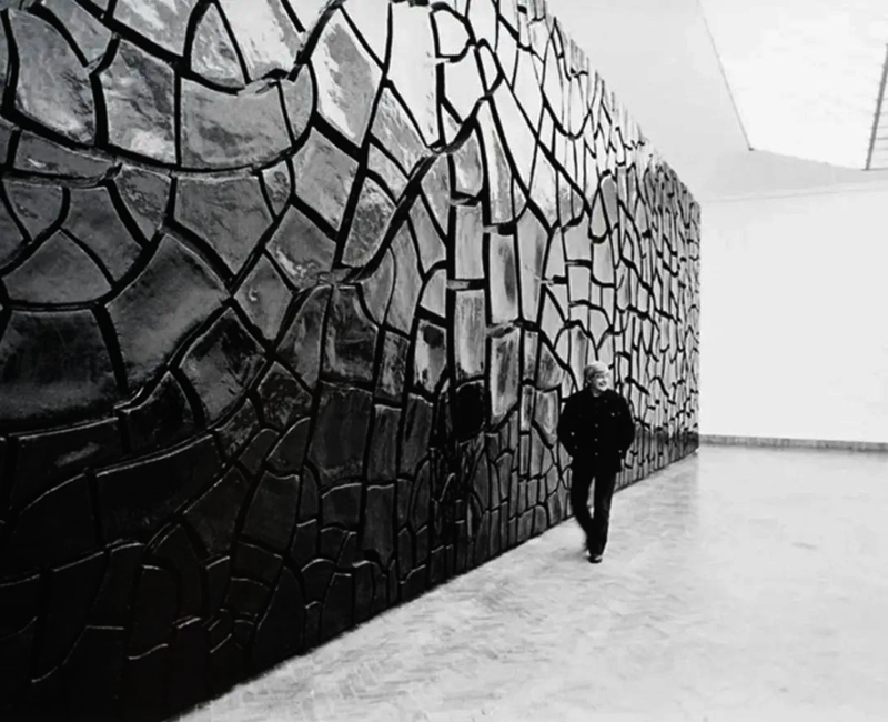 阿尔贝托•布里 揭示一个既劣又美、既短暂又永恒的世界_长三角美术家网