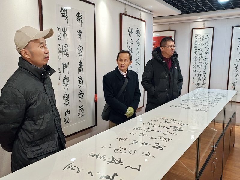 南京月牙湖书画院 | 江上题襟——黄征、何震宇书法篆刻作品交流展(图19)