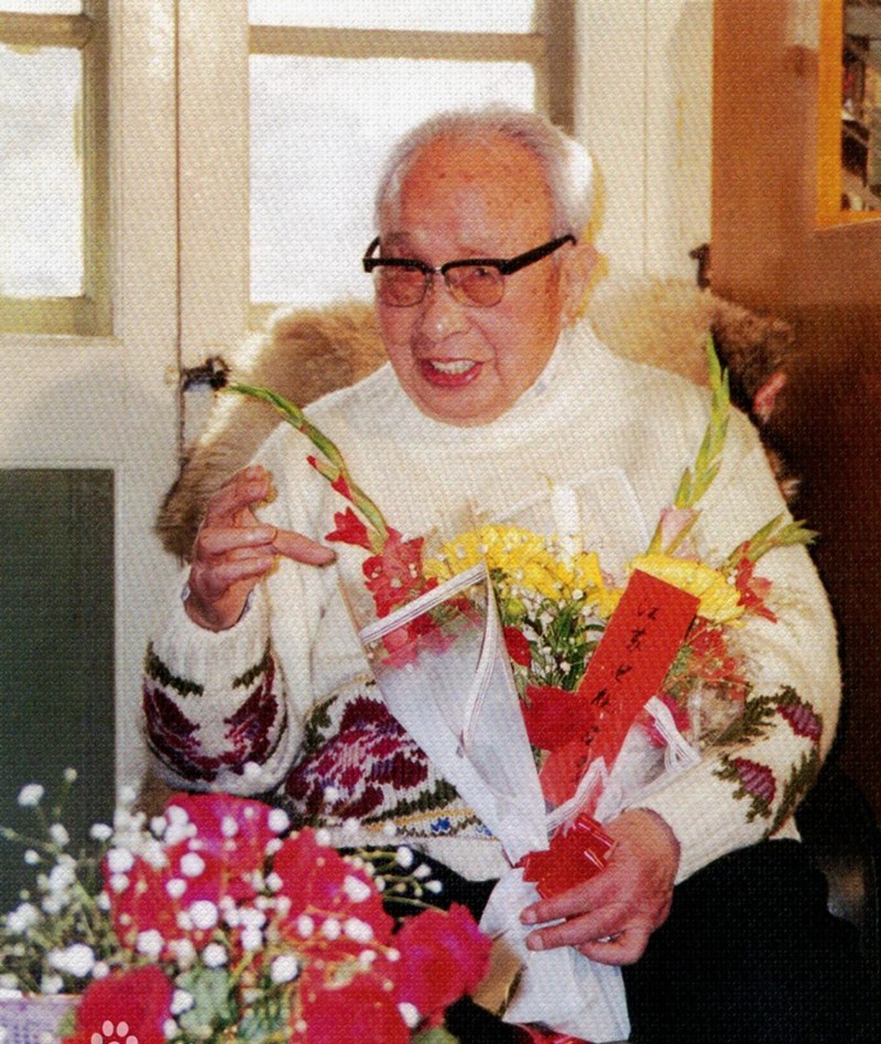 李剑晨先生.jpg 李剑晨先生.jpg