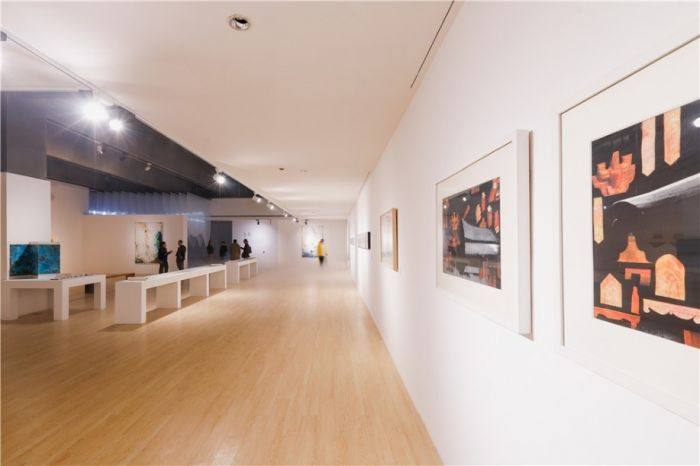 苏州寒山美术馆 | 汤国、严善錞作品呈现“轻清之气”(图3)