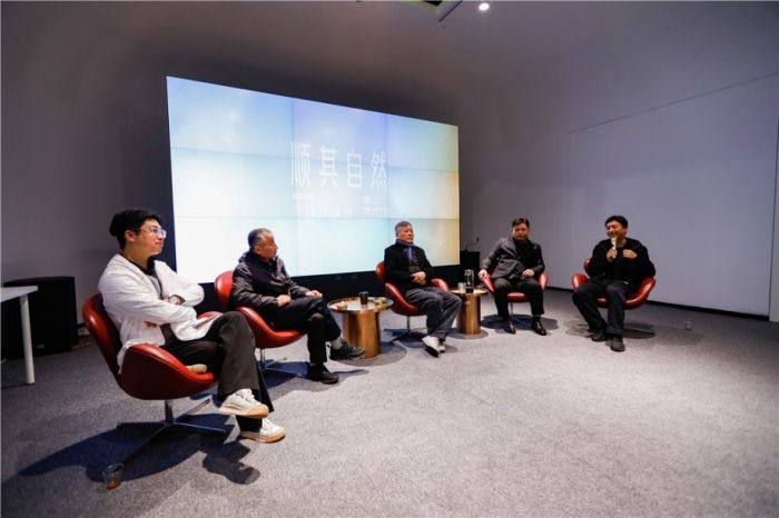 苏州寒山美术馆 | 汤国、严善錞作品呈现“轻清之气”(图2)