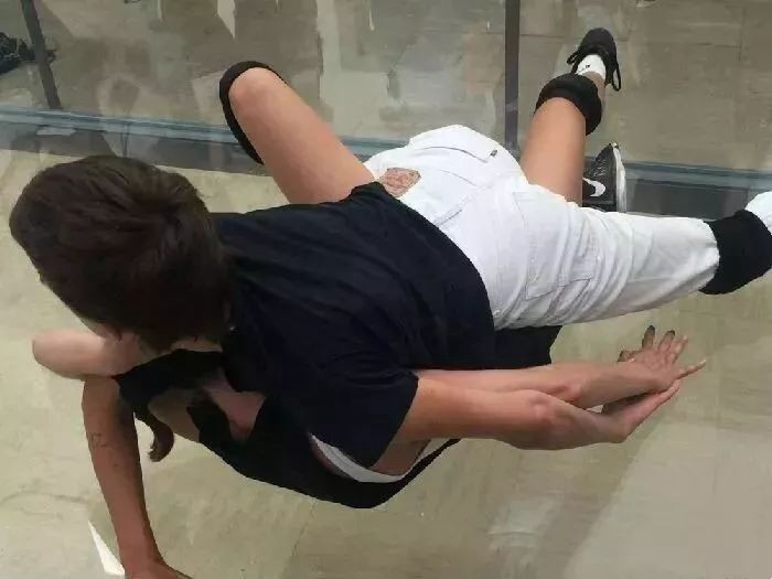 当代艺术百图54.jpg