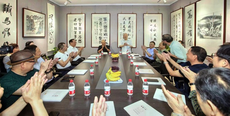 戎耀一生通稿2.jpg