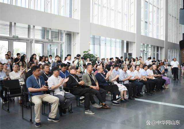 安徽省美术馆 | 第四届高峰之路——新时代中国画学术邀请展(图2)