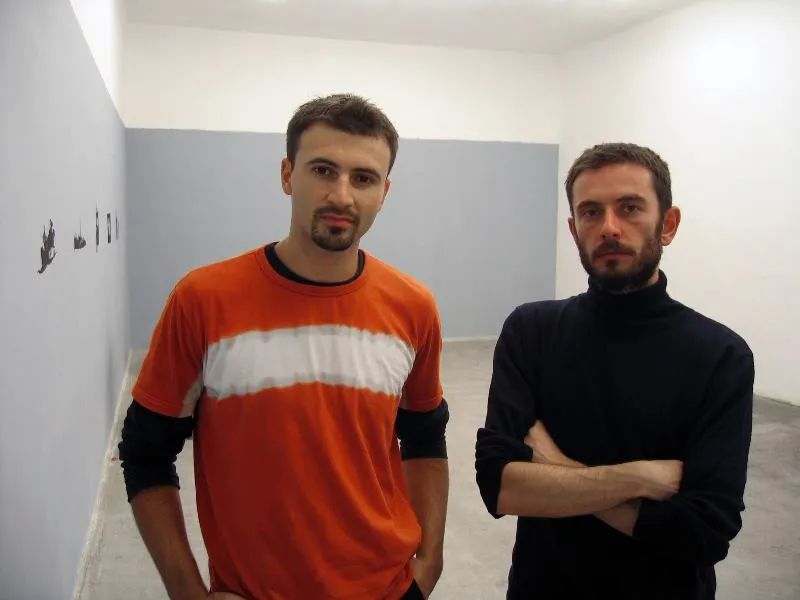 阿德里安·格尼 | 无序、混乱、复杂且松弛的创伤酒吧(图1)