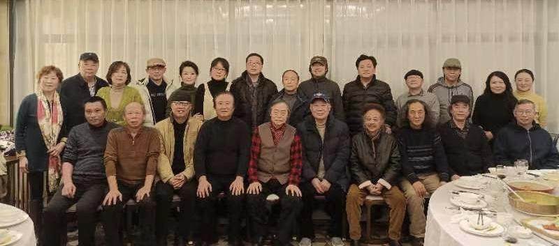 《岁月无声》——江苏省美术家协会省直分会作品邀请展开幕(图2)
