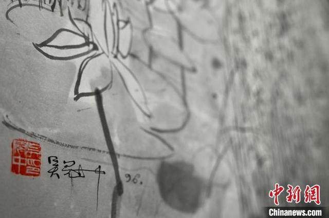吴冠中之子吴可雨向香港艺术馆无偿捐赠1亿港元，设立“吴冠中艺术赞助”专项基金，支持推广吴冠中及中国近现代艺术(图11)